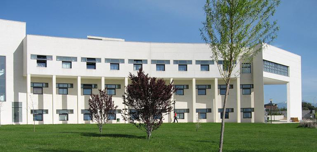 COLEGIO MAYOR ANTONIO MACHADO